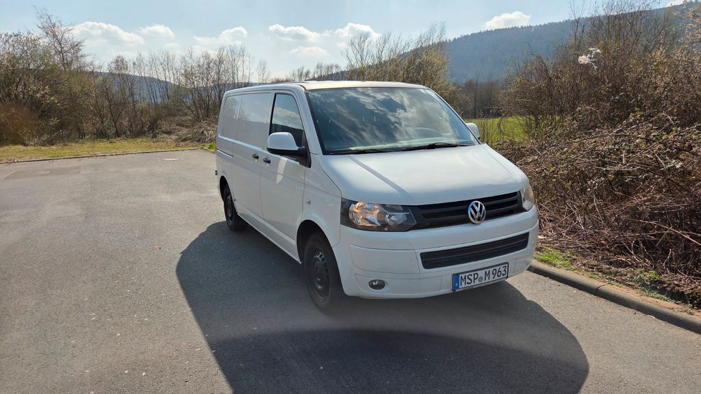 VW T5 Transporter 229.000 km 10.400 &euro; Lohr am Main 97816