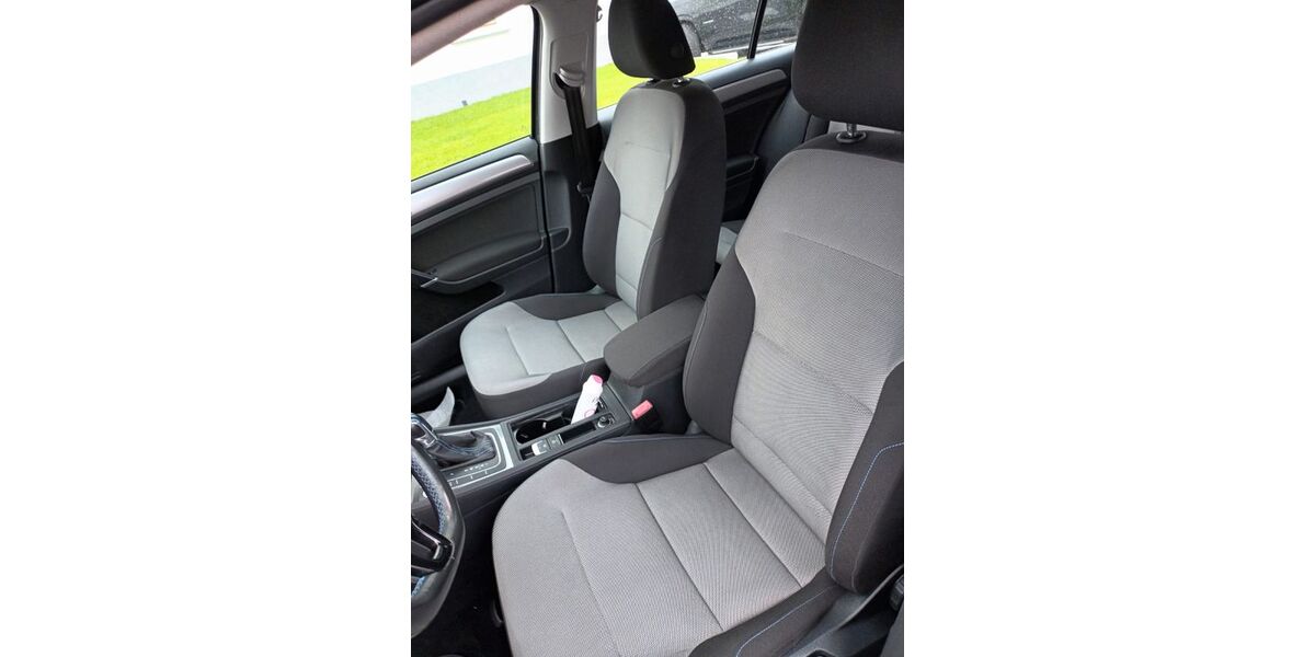 VW Golf 50.000 km 11.000 &euro; Baunatal 34225