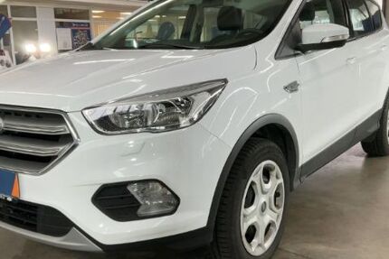 Ford Kuga 49.351 km 14.990 &euro; Mönchengladbach 41061