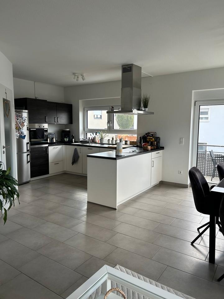 Helle, schöne 3-Zimmer-Wohnung in ruhiger Lage zimmer