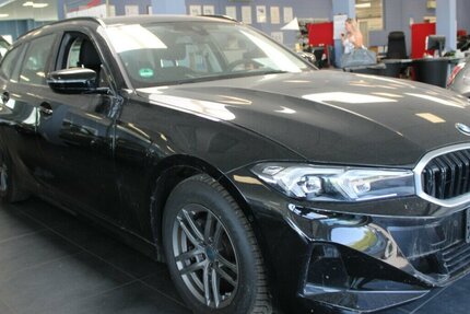 BMW 318 318i Touring Aut. 14.450 km 28.980 &euro; Euskirchen 53881