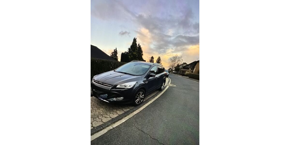 Ford Kuga 136.449 km 9.500 &euro; Euskirchen 53881