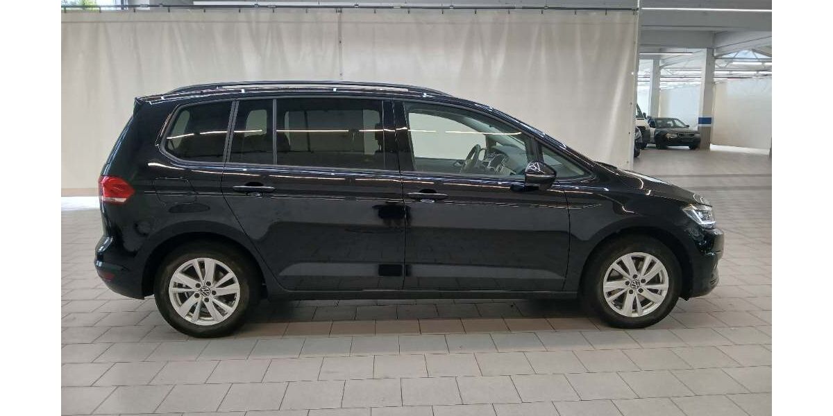 VW Touran 29.980 km 29.786 &euro; Greiz 07973