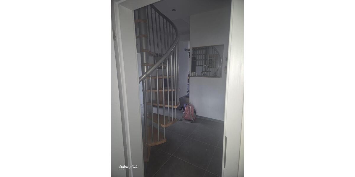 Dachgeschoßwohnung Rodgau - 3 Zimmer, 110 m&sup2;, 1.400&euro; | Angebot:26660603