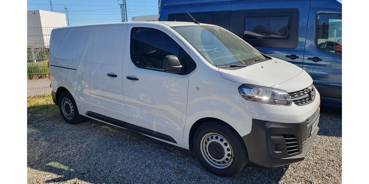 Opel Vivaro 75.000 km 13.900 &euro; München 81825