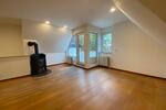 Frisch renovierte Maisonette-Whg mit Kaminofen und 2 Balkonen zimmer
