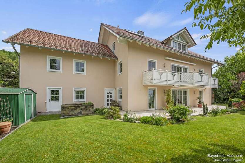 Haus zum Kaufen in Winzer 469.000 € 203.54 m²