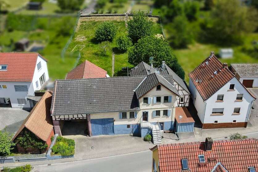 Haus zum Kaufen in Breuberg Rai-Breitenbach 280.000 € 140 m²