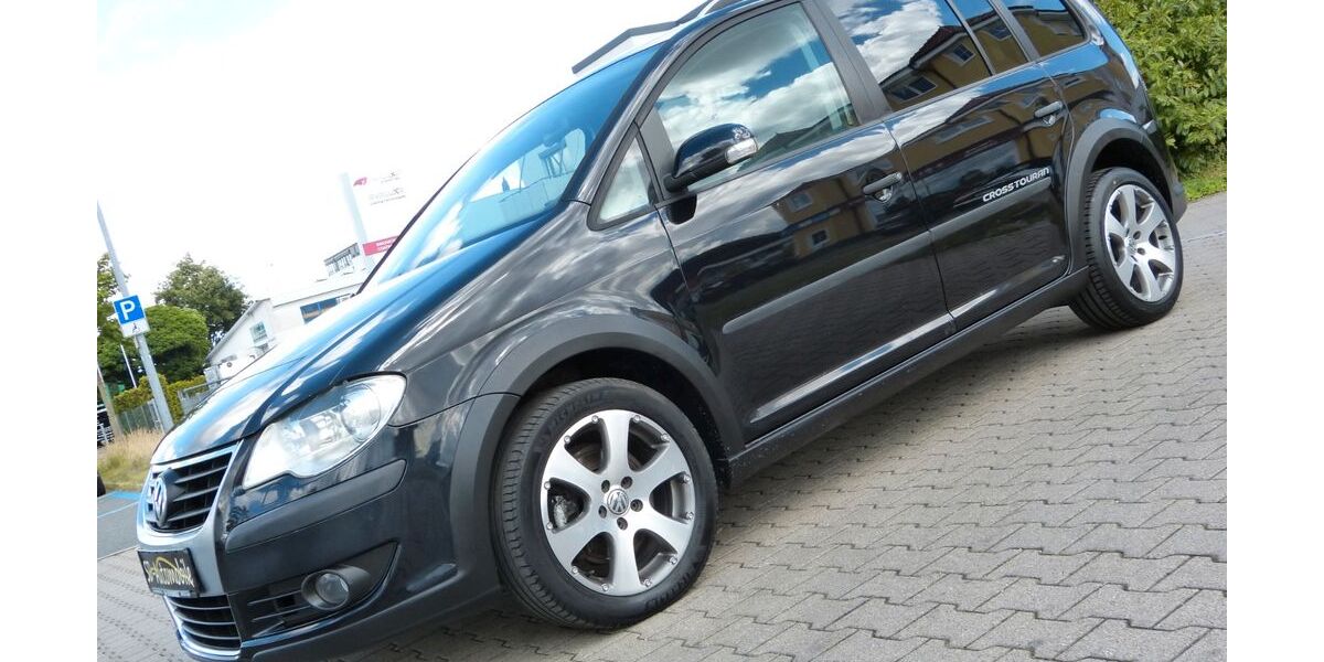 VW Touran 277.000 km 4.950 &euro; Fürth 90763
