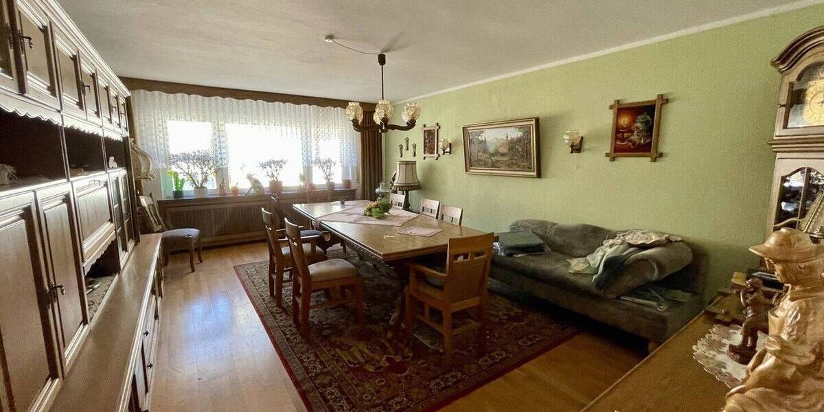 Doppelhaushälfte Kirchhundem / Heinsberg Heinsberg - 1 Zimmer, 196 m&sup2;, 130.000&euro; | Angebot:25688448