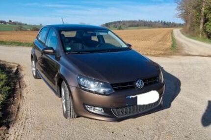 VW Polo 94.000 km 7.900 &euro; Königsbach-Stein 75203