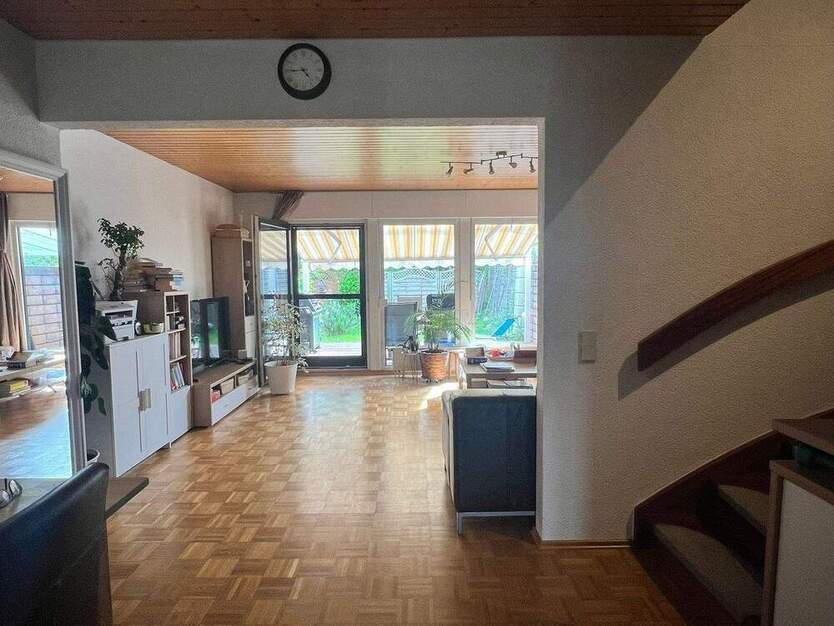 Haus in Freiburg mit Garten und 2 Stellplätzen inklusive