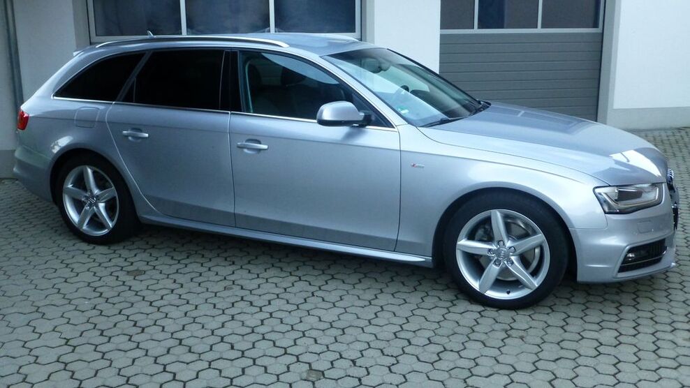 Audi A4 90.000 km 17.300 € Altmannstein 93336