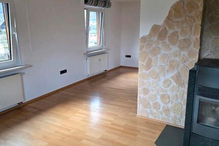 Wohnung Schmallenberg - 3 Zimmer, 114 m&sup2;, 780&euro; | Angebot:25405150