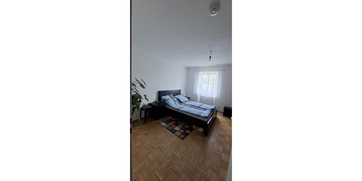 Etagenwohnung Gilching - 3.5 Zimmer, 79 m&sup2;, 1.700&euro; | Angebot:26681357