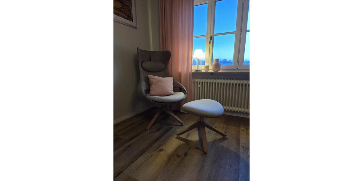 Villa Tirschenreuth - 8 Zimmer, 260 m&sup2;, 745.000&euro; | Angebot:24398586