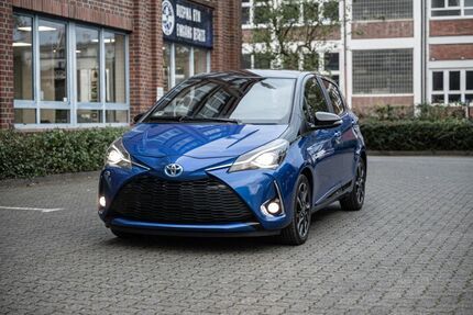 Toyota Yaris 93.030 km 11.990 € Hamburg 22041
