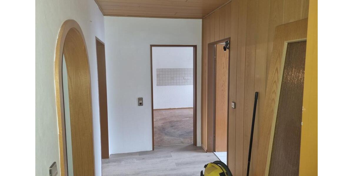 Erdgeschoßwohnung Schwerte - 2 Zimmer, 73 m&sup2;, 475&euro; | Angebot:25048225