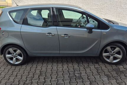 Opel Meriva 90.500 km 4.500 &euro; Aschbach 67753