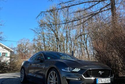 Ford Mustang 101.000 km 35.300 € Gilching 82205