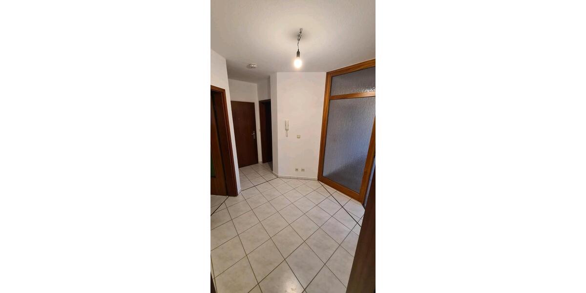 Etagenwohnung Sehnde - 2 Zimmer, 65 m&sup2;, 700&euro; | Angebot:25297400