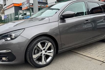 Peugeot 308 147.441 km 11.450 &euro; Gelsenkirchen 45899