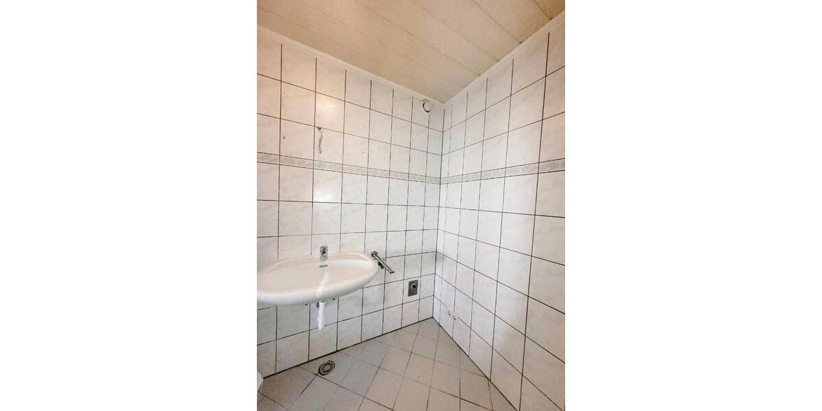 Hochparterre Abensberg - 3 Zimmer, 79 m&sup2;, 850&euro; | Angebot:26341976