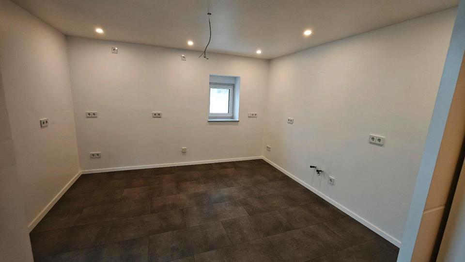 Doppelhaushälfte Wadern - 6 Zimmer, 190 m&sup2;, 1.350&euro; | Angebot:26409659