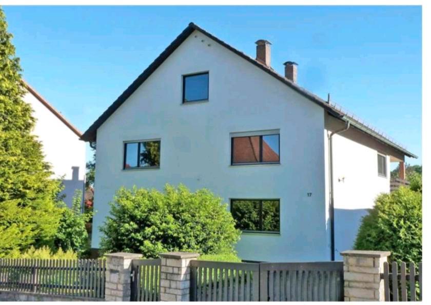 Einfamilienhaus Treuchtlingen - 6.5 Zimmer, 207 m&sup2;, 500.000&euro; | Angebot:26902940