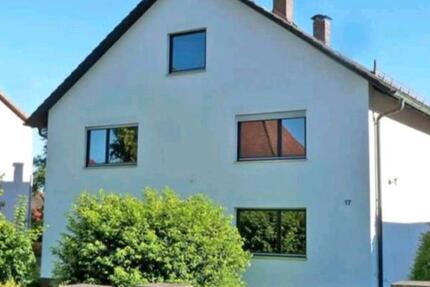 Haus Treuchtlingen - 6.5 Zimmer, 207 m&sup2;, 500.000&euro; | Angebot:26902940