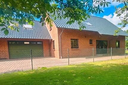 Haus Bergen - 8 Zimmer, 280 m&sup2;, 529.000&euro; | Angebot:27097767