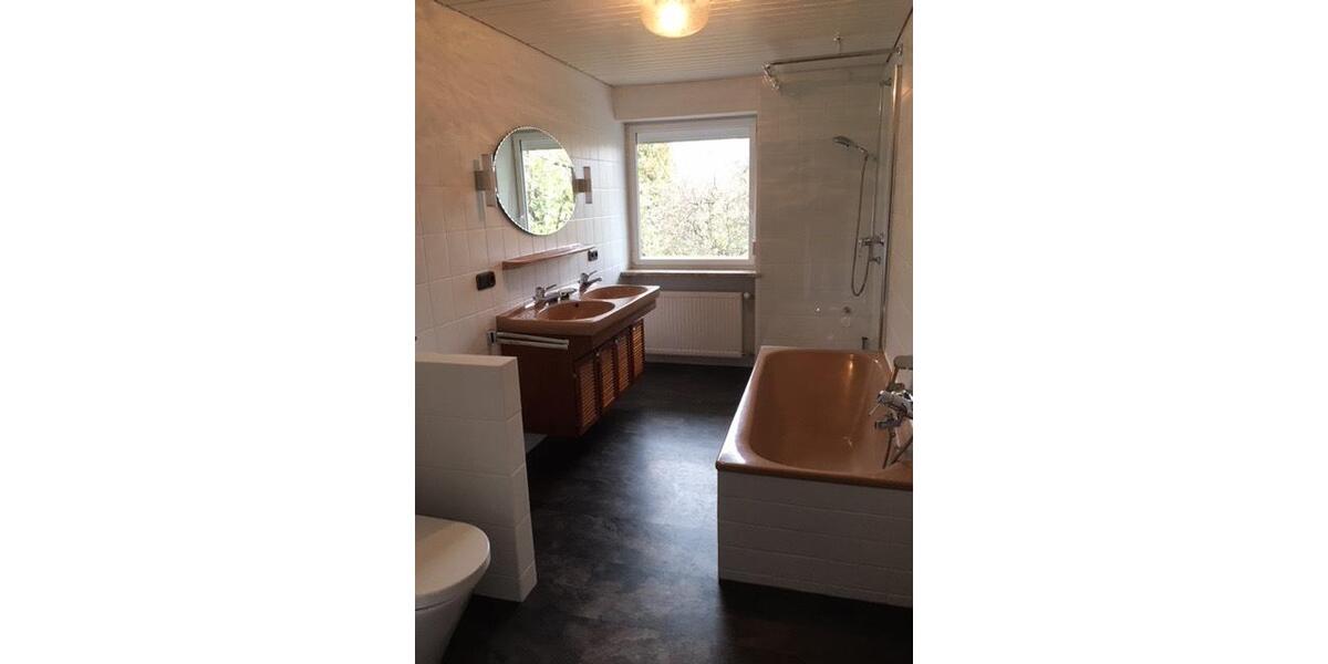 Doppelhaushälfte Haag in Oberbayern - 6 Zimmer, 158 m&sup2;, 1.900&euro; | Angebot:26387966