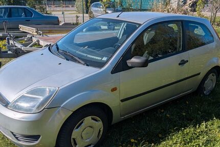 Ford Fiesta 155.000 km 750 &euro; Bawinkel 49844