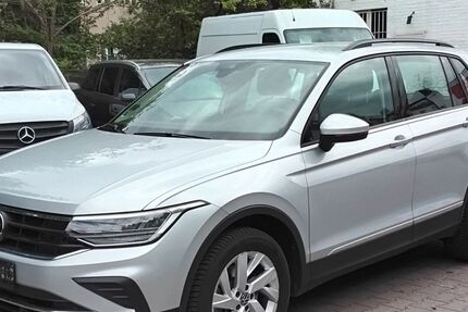 VW Tiguan 42.700 km 28.950 &euro; Berlin 13409