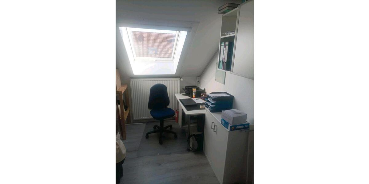Dachgeschoßwohnung Altusried - 4 Zimmer, 140 m&sup2;, 1.400&euro; | Angebot:26211437