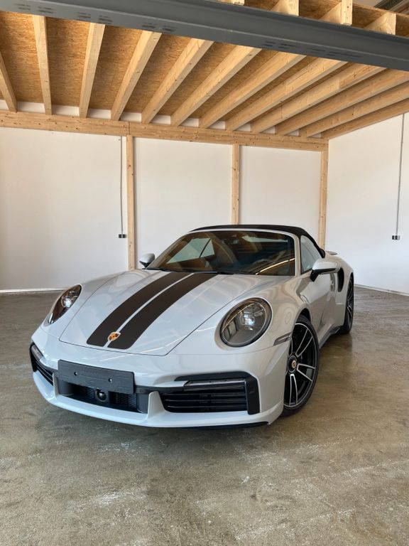992