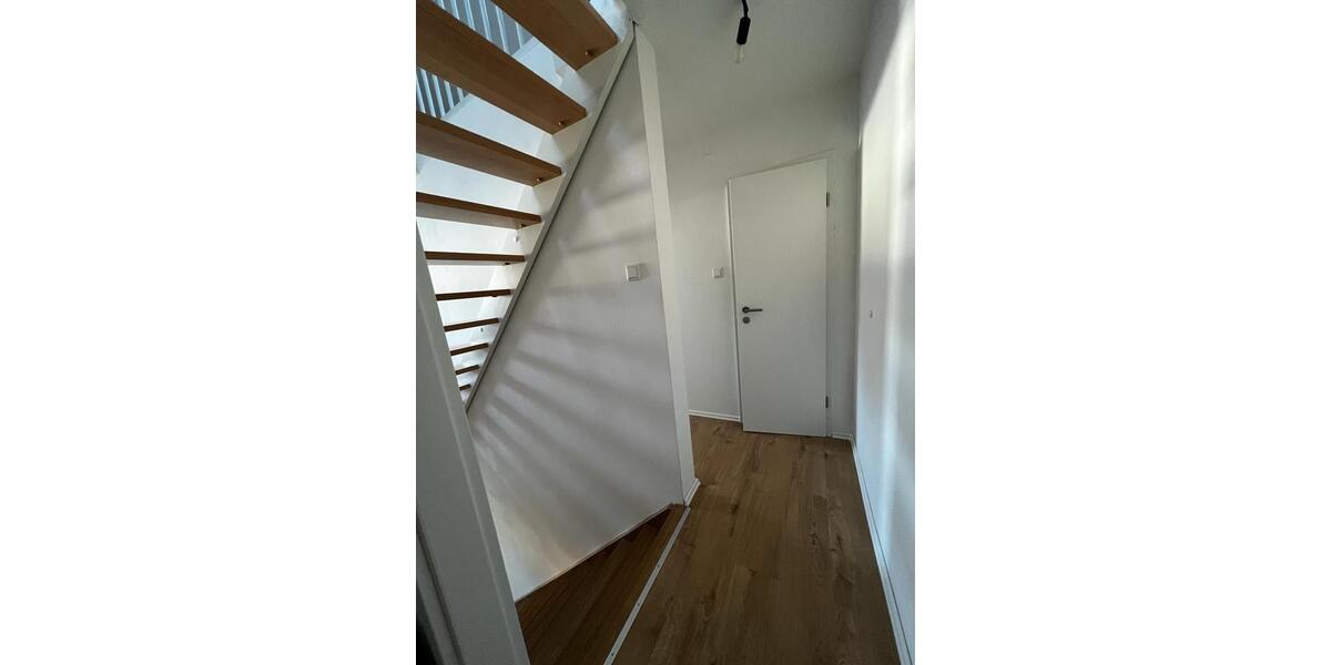 Reihenhaus Ingolstadt Friedrichshofen-Hollerstauden - 4 Zimmer, 102 m&sup2;, 1.500&euro; | Angebot:25806124