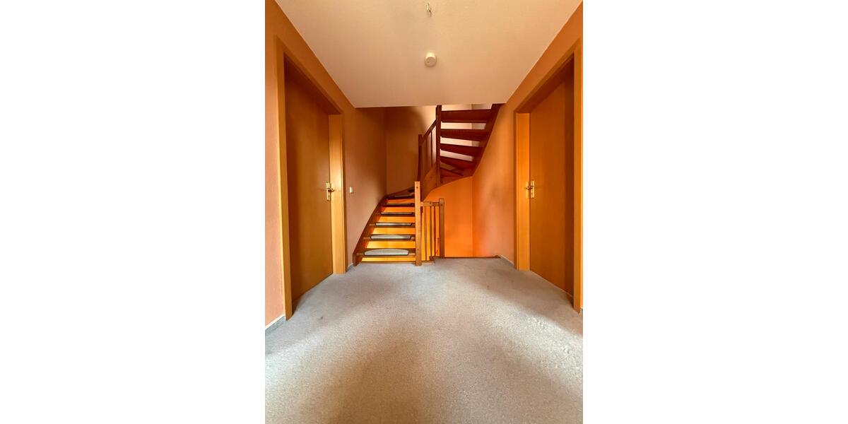 Doppelhaushälfte Busdorf - 5 Zimmer, 130 m&sup2;, 330.000&euro; | Angebot:27128367