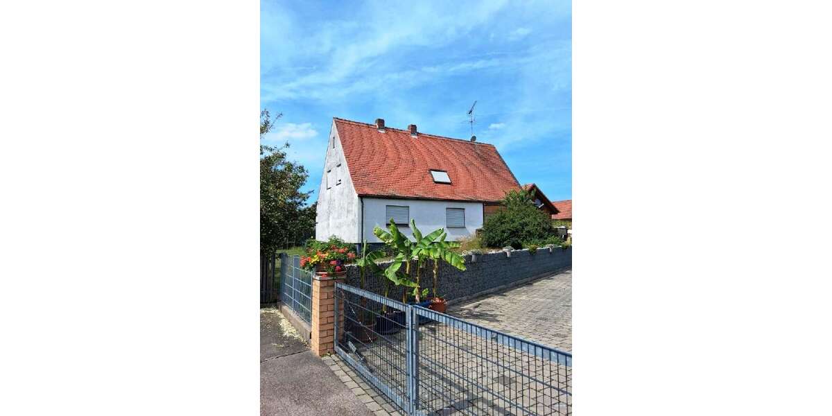 Haus zum Kaufen in Heideck 159.000 € 142 m² 5 zimmer