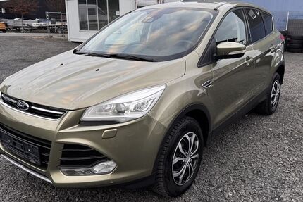 Ford Kuga 104.650 km 10.900 &euro; Mainz-Kostheim 55246