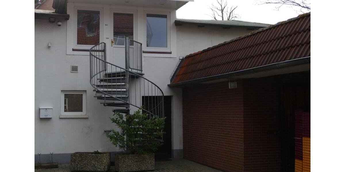 Kleines Büro mit Gewerbefläche zu vermieten zimmer