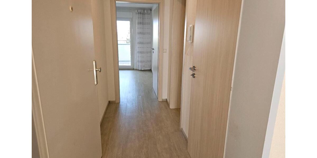 Etagenwohnung Villingen-Schwenningen Schwenningen - 1.5 Zimmer, 45 m&sup2;, 135.000&euro; | Angebot:27017127