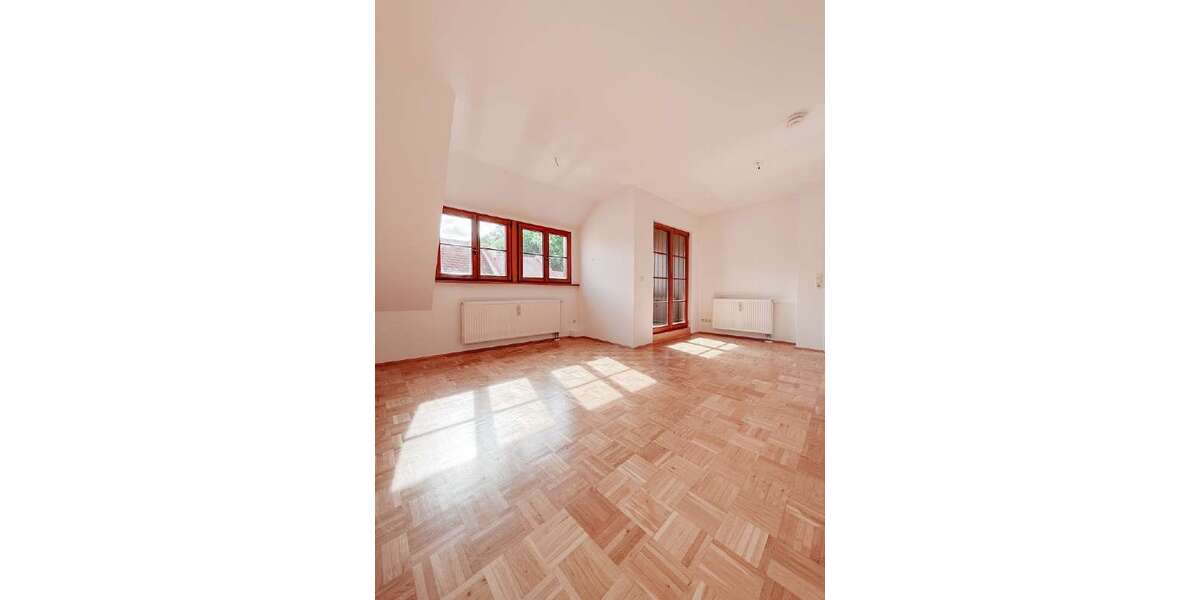 Etagenwohnung Pirna Sonnenstein - 4 Zimmer, 95 m&sup2;, 950&euro; | Angebot:26623659