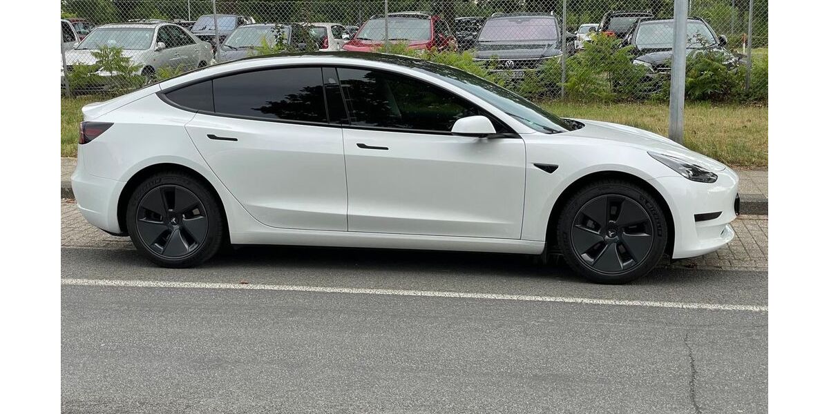 Tesla Model 3 57.500 km 27.999 &euro; Emsdetten 48282