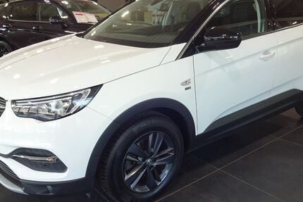 Opel Grandland (X) 36.975 km 15.490 &euro; Heinsberg 52525