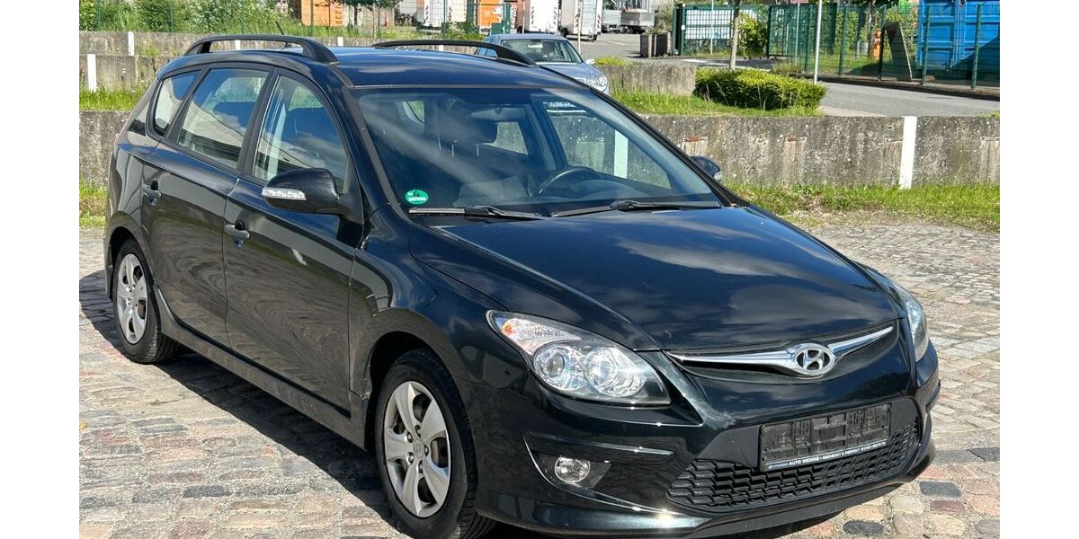 Hyundai i30 126.000 km 4.000 &euro; Flensburg 24941