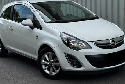 Opel Corsa 204.000 km 2.890 &euro; Wiesbaden 65203