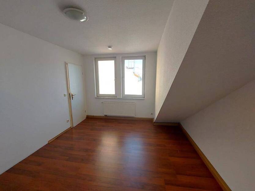 Gemütliche 3-Zi-DG Whg in ruhiger Innenstadtlage
