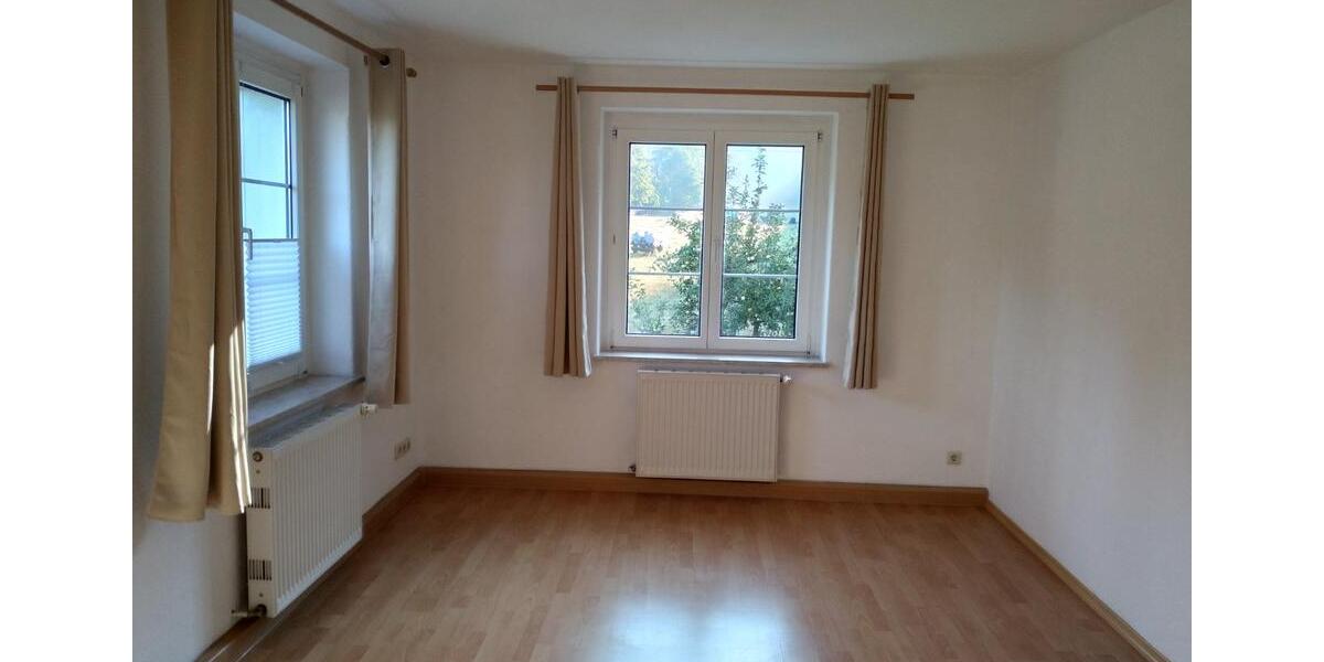 Etagenwohnung Nünchritz - 2 Zimmer, 51 m&sup2;, 329&euro; | Angebot:22894556