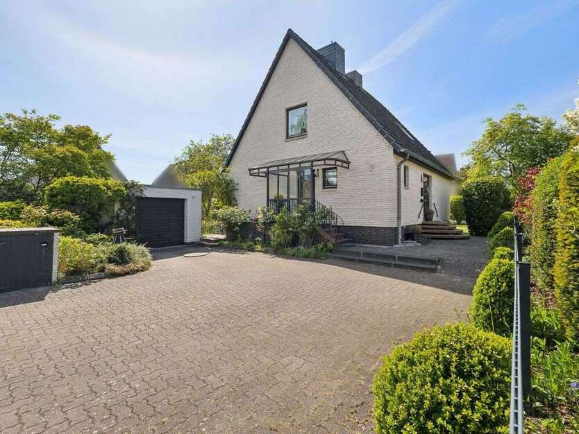 Haus zum Kaufen in Altenholz 449.000 € 110 m²
